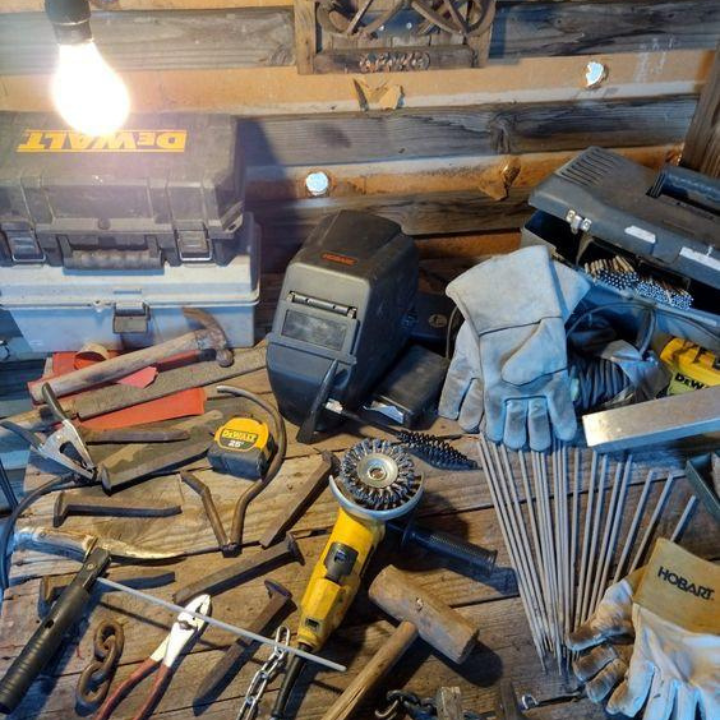 TECHNICAL STORE